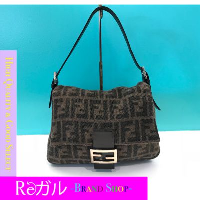 FENDI ワンショルダー マンマバック　ウール 01