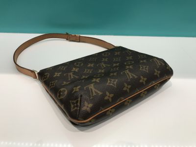 LOUIS VUITTON ミュゼットタンゴ ハンドバッグ 03